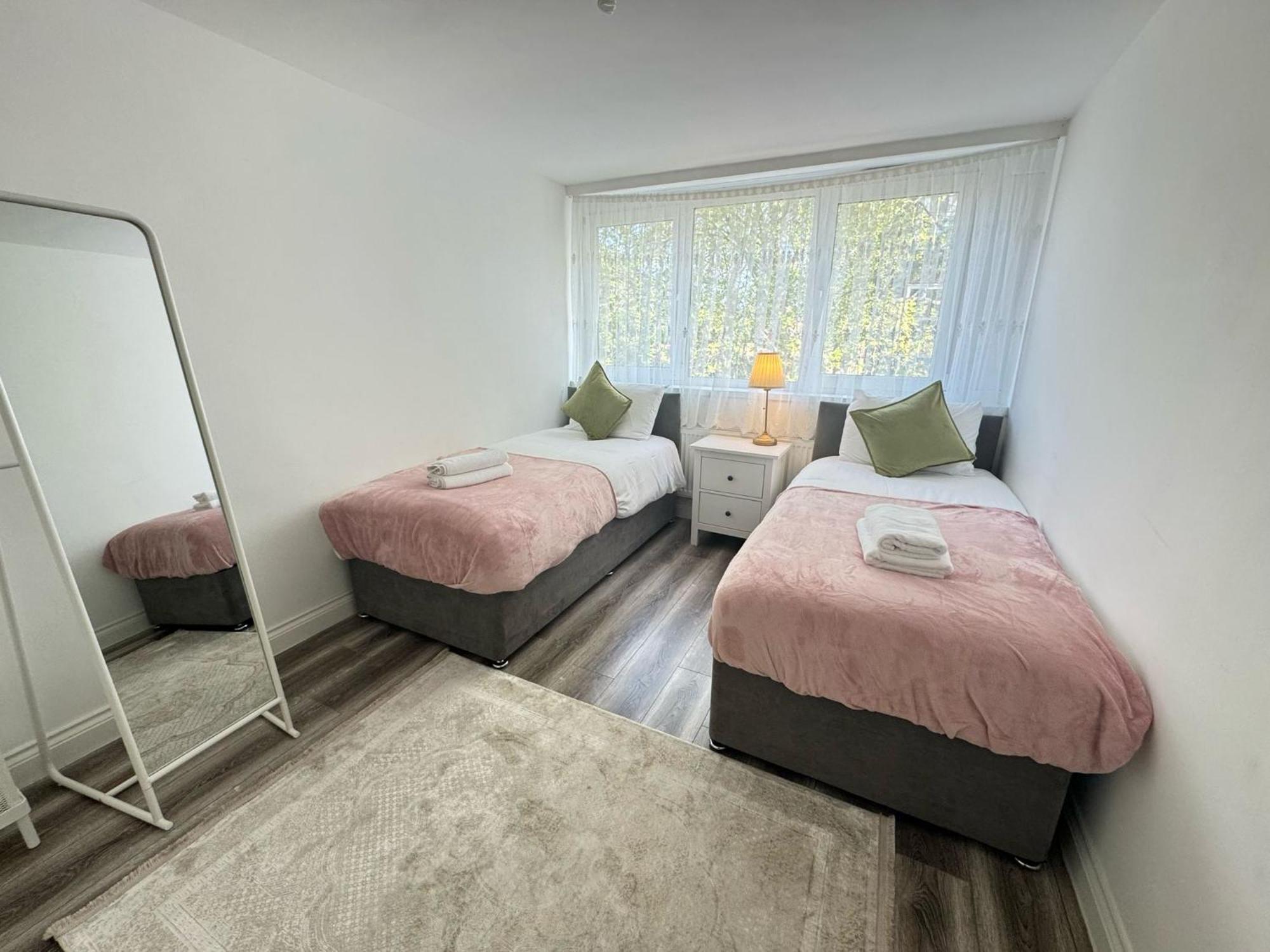 Betty Homes - Nearby Angel And Highbury Londra